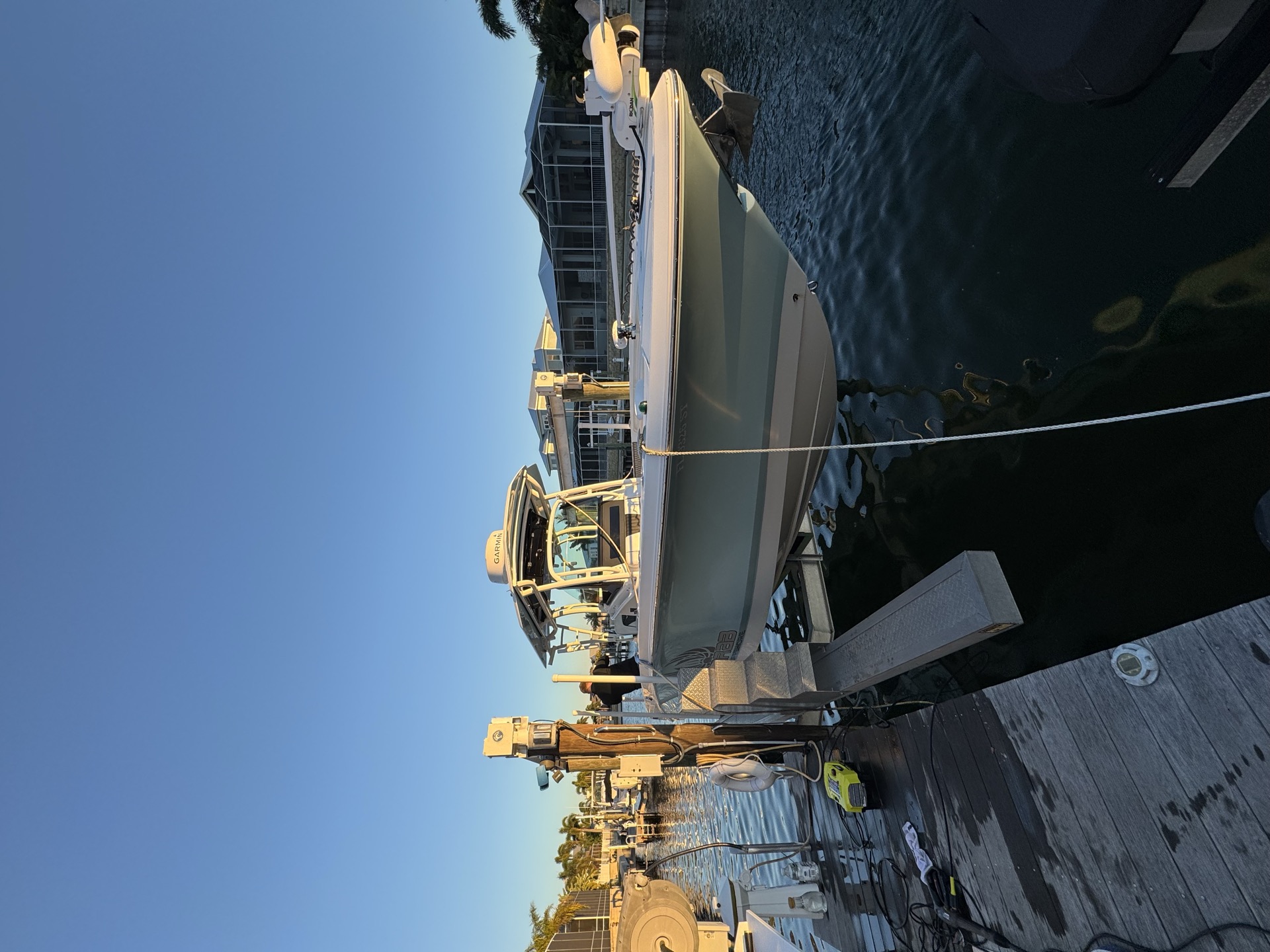 Mirror finish on side panel